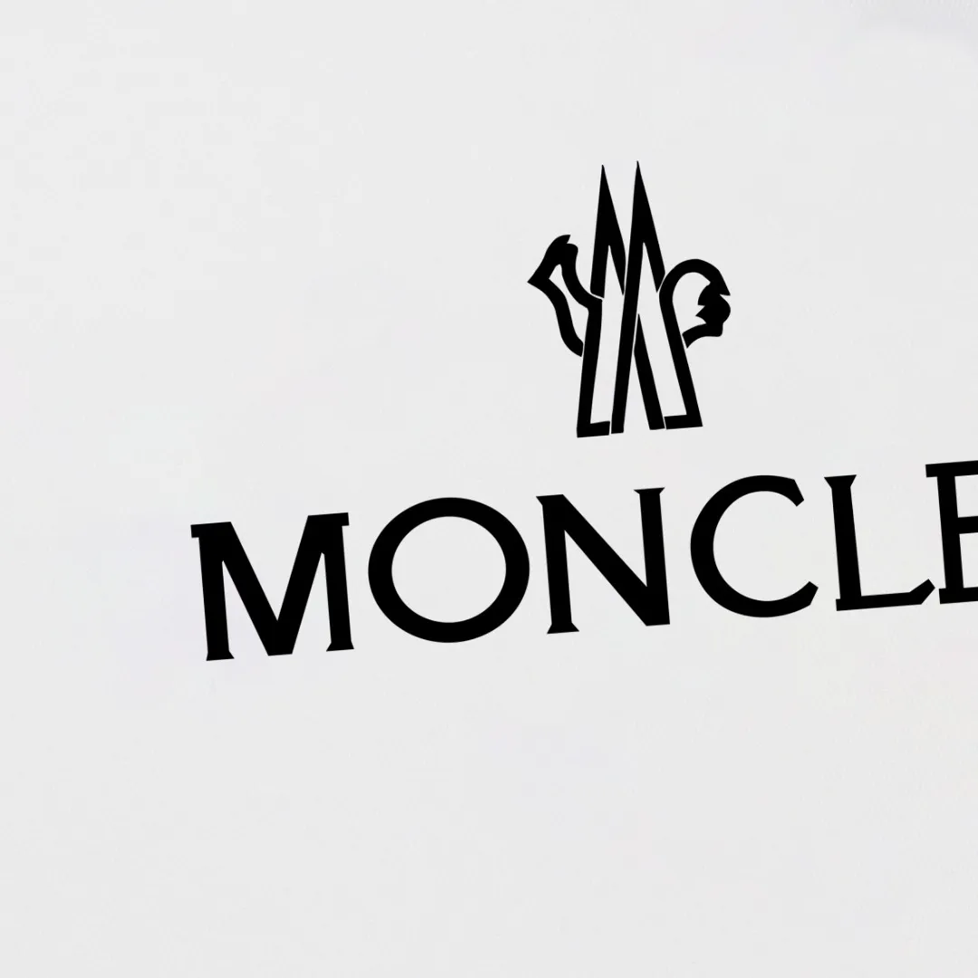 P80💰《Moncler~ 》 2026New Arrival Quality T ， , Versatile Quality ！ ‼ 32 250G ‼ ， ， ， ， T 🤪 Sizes：S-M-L-XL-2XL ：Black，White， Same Style